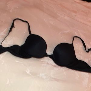 black underwire push-up bra